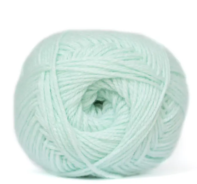 FROZEN MISTLETOE PULLSKEIN DK CLASSIC ELLE 100g